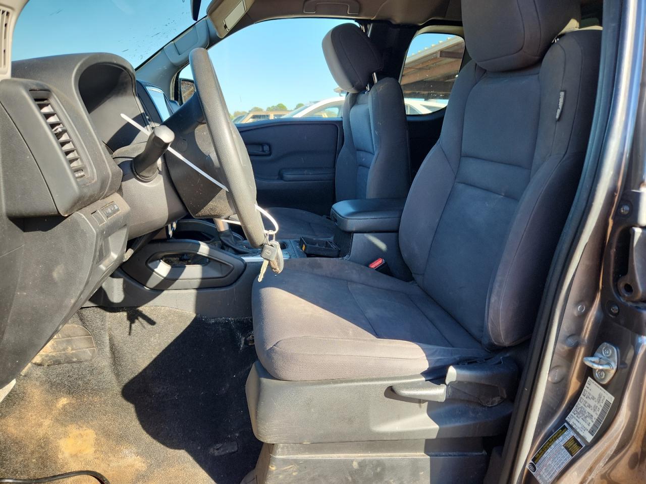 2022 Nissan Frontier S - Image 7