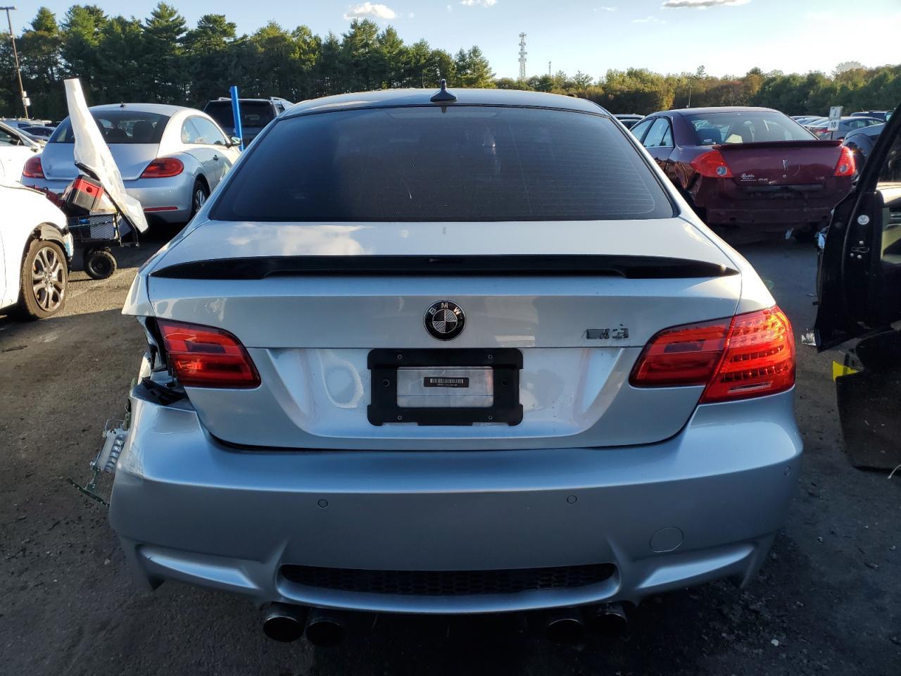 2011 BMW M3 - Фото 6