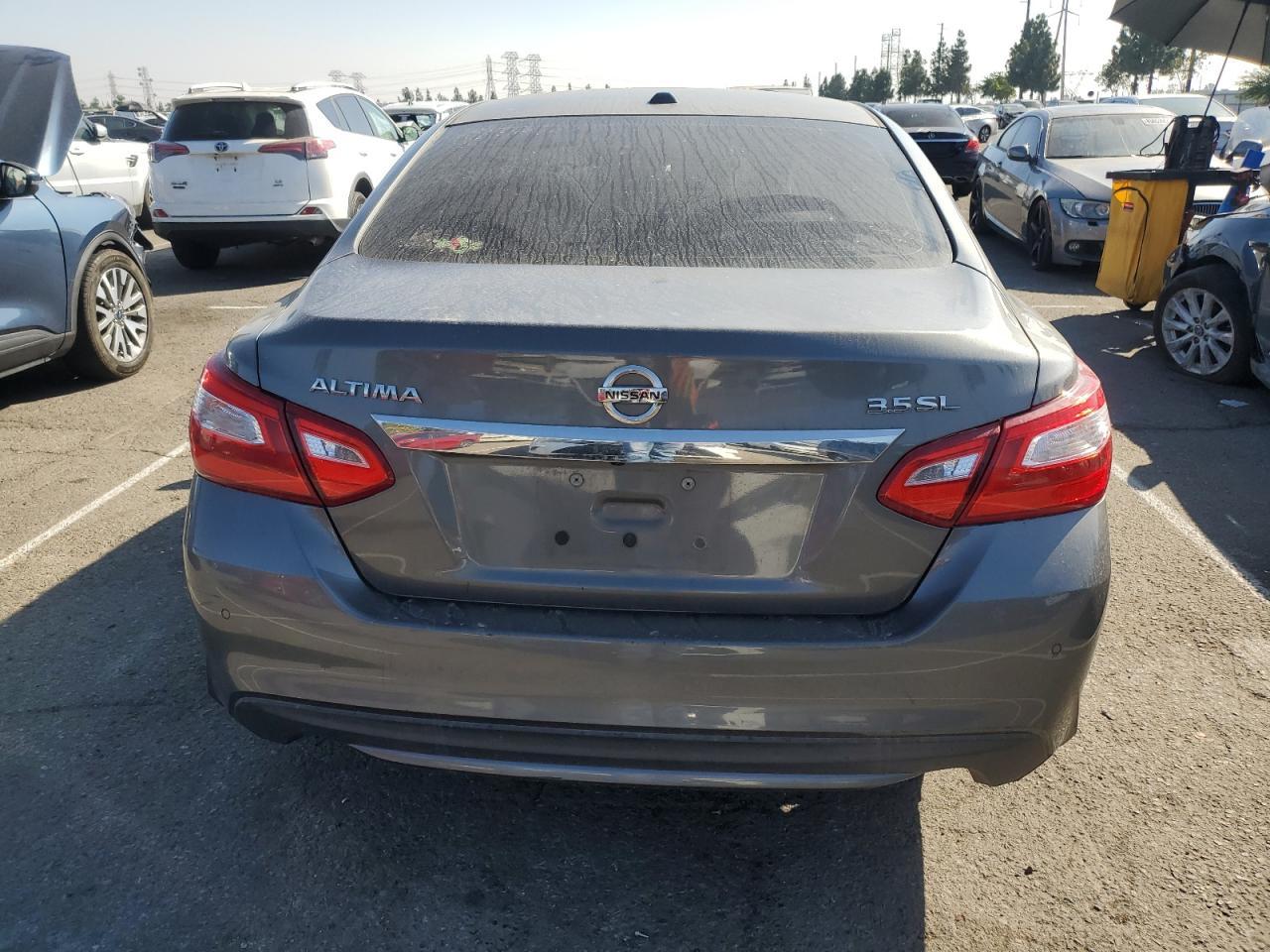 2017 Nissan Altima 3.5Sl - Image 6