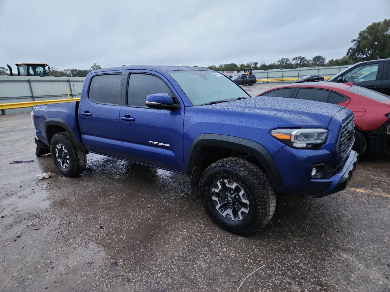 2022 Toyota Tacoma Trd Off-Road - Image 4