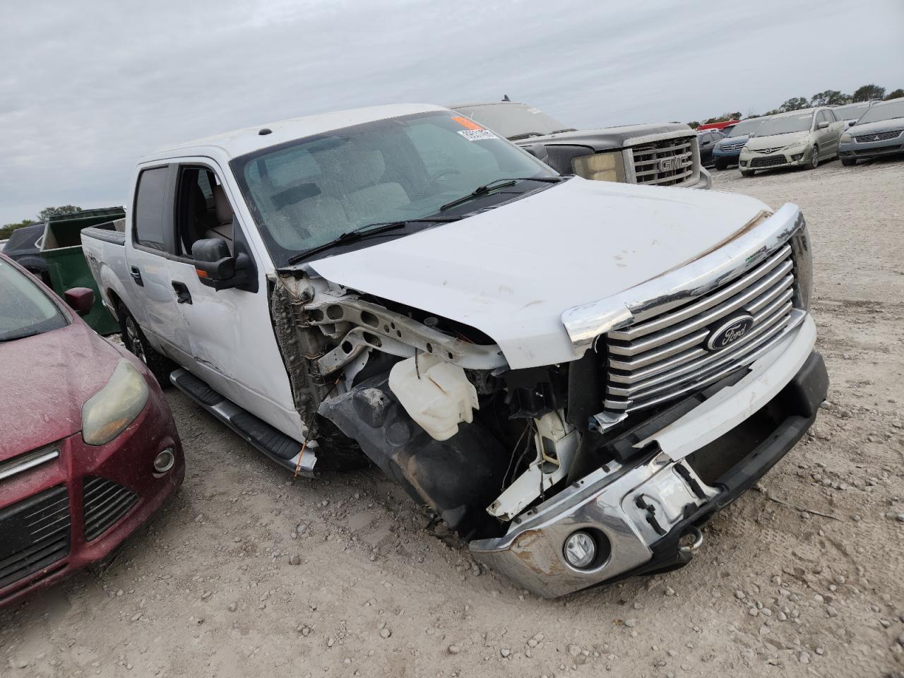 2010 Ford F150 Supercrew - Image 4