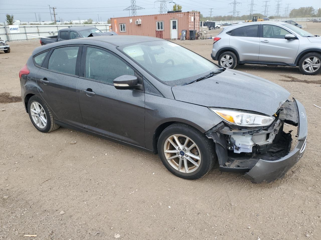 2017 Ford Focus Se - Image 4