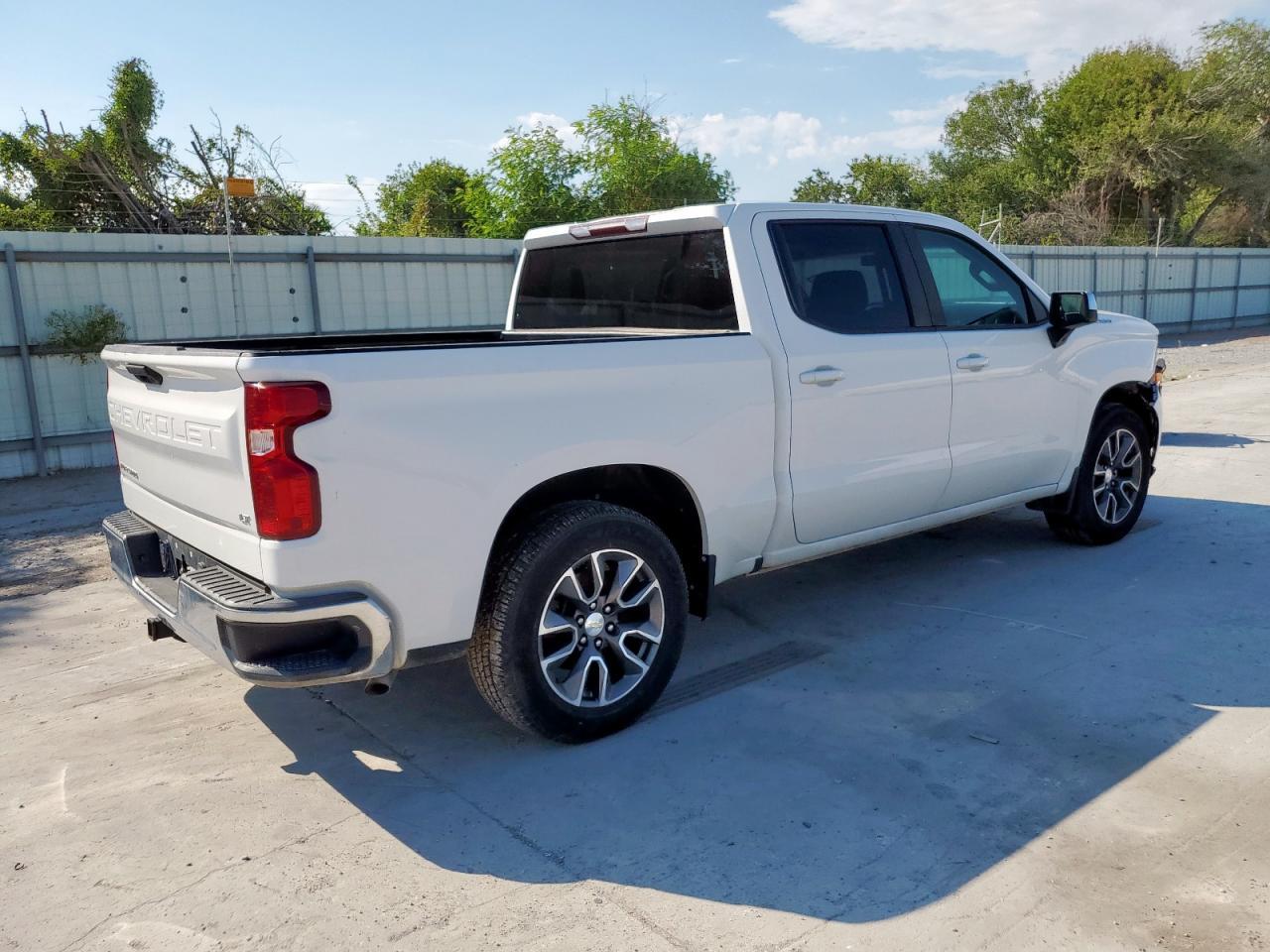 2020 Chevrolet Silverado C1500 Lt - Image 3