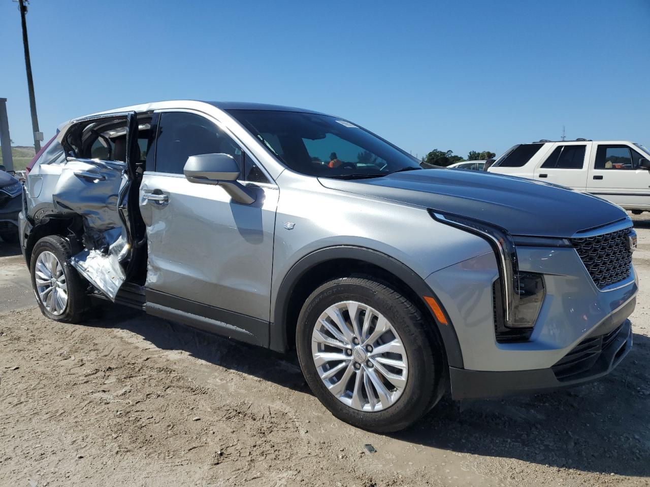 2024 Cadillac Xt4 Luxury - Фото 4