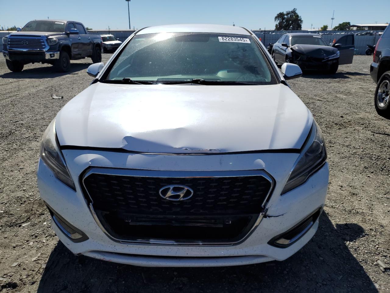 2016 Hyundai Sonata Hybrid - Image 5