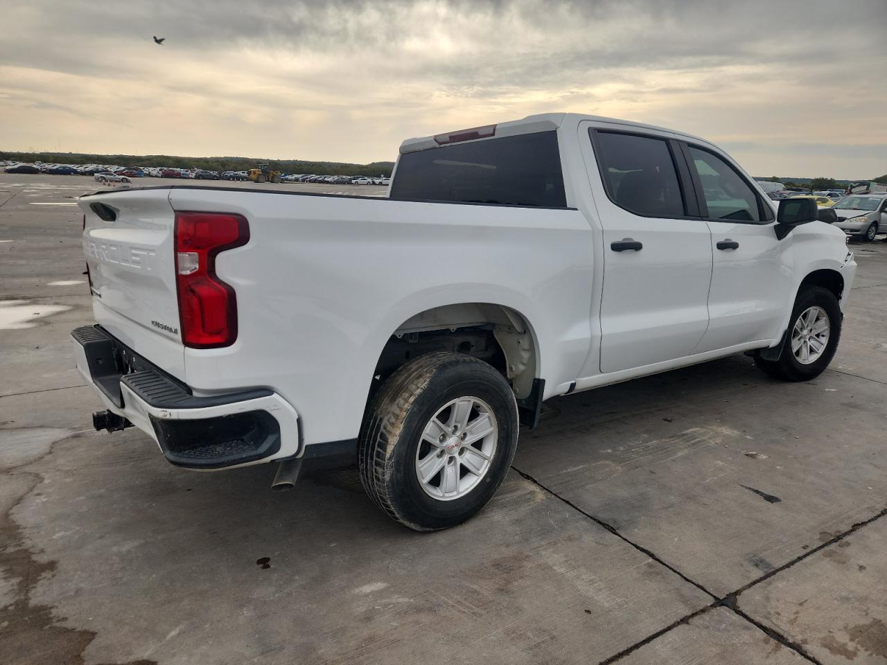 2021 Chevrolet Silverado C1500 Custom - Фото 3