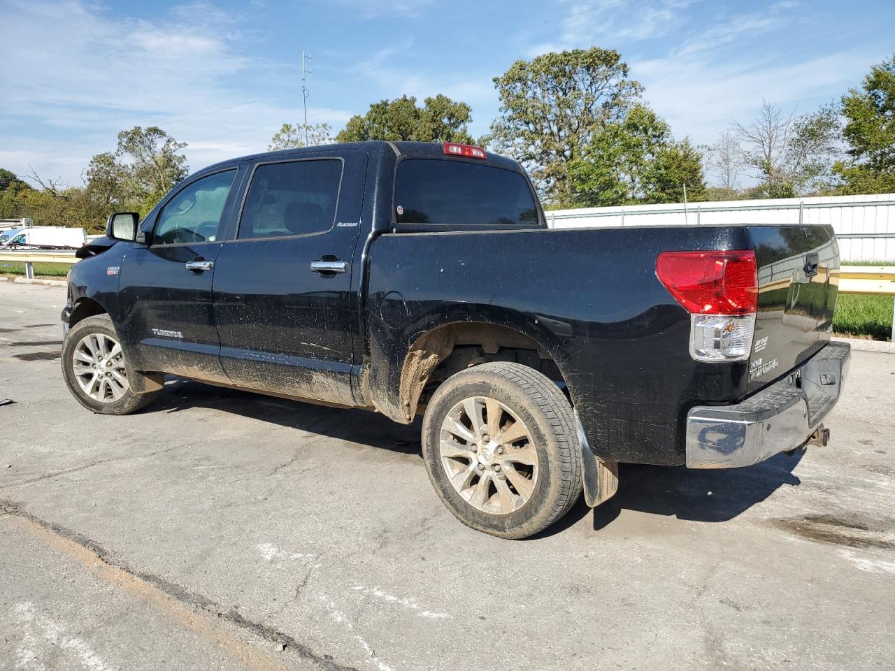 2010 Toyota Tundra Crewmax Limited - Фото 2