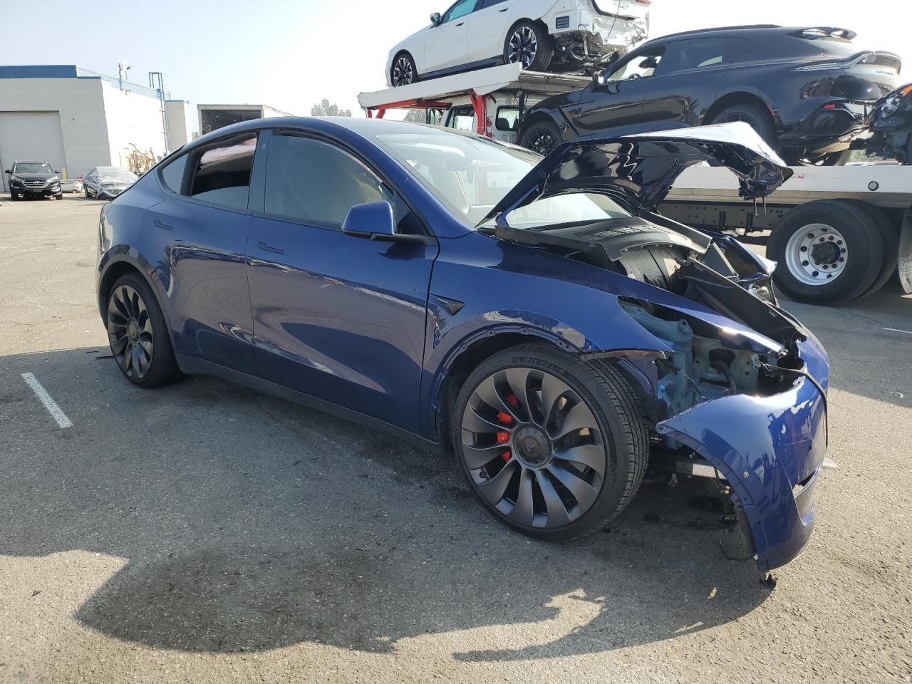 2022 Tesla Model Y - Фото 4