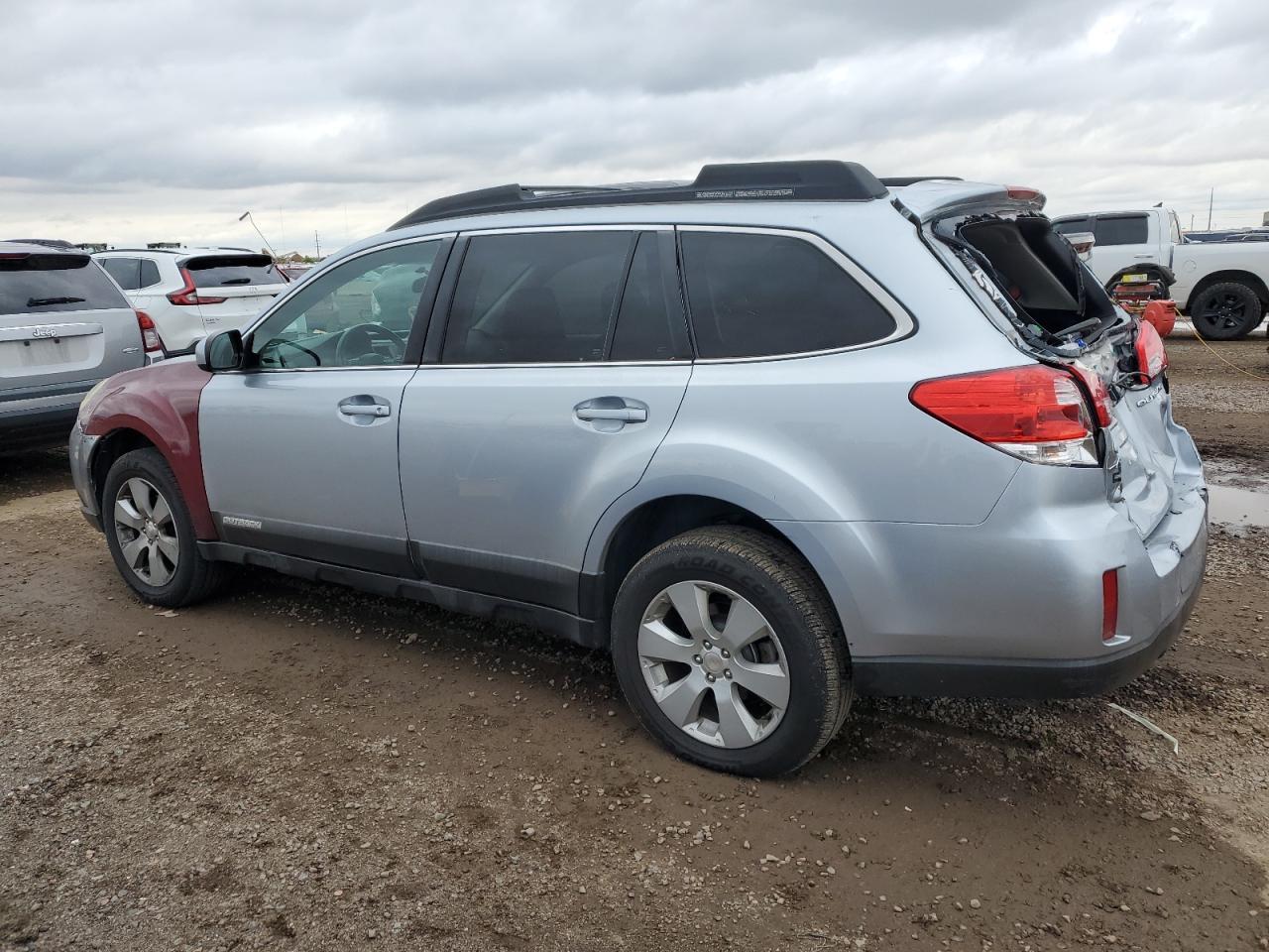 2012 Subaru Outback 2.5I Premium - Фото 2