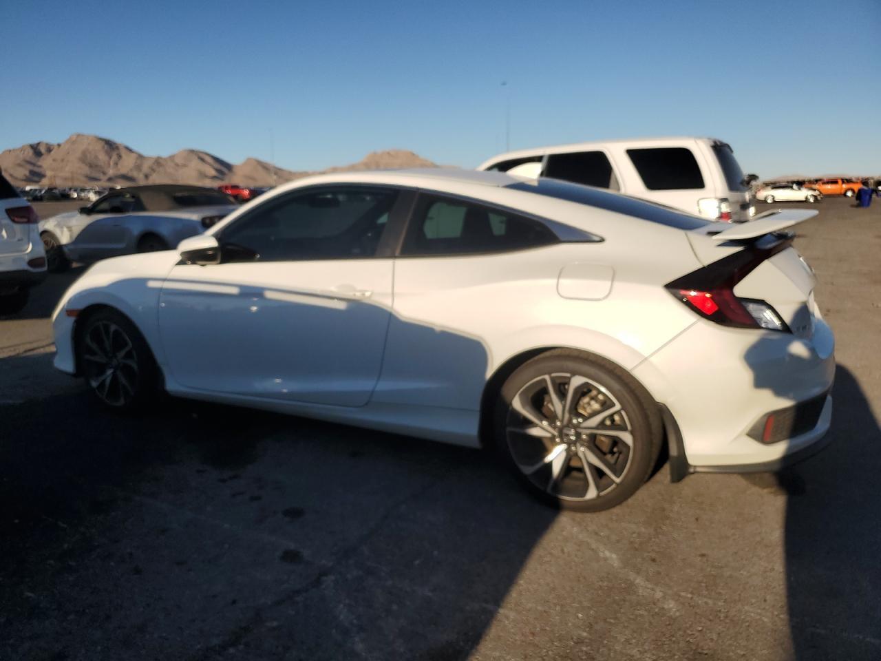 2017 Honda Civic Si - Image 2