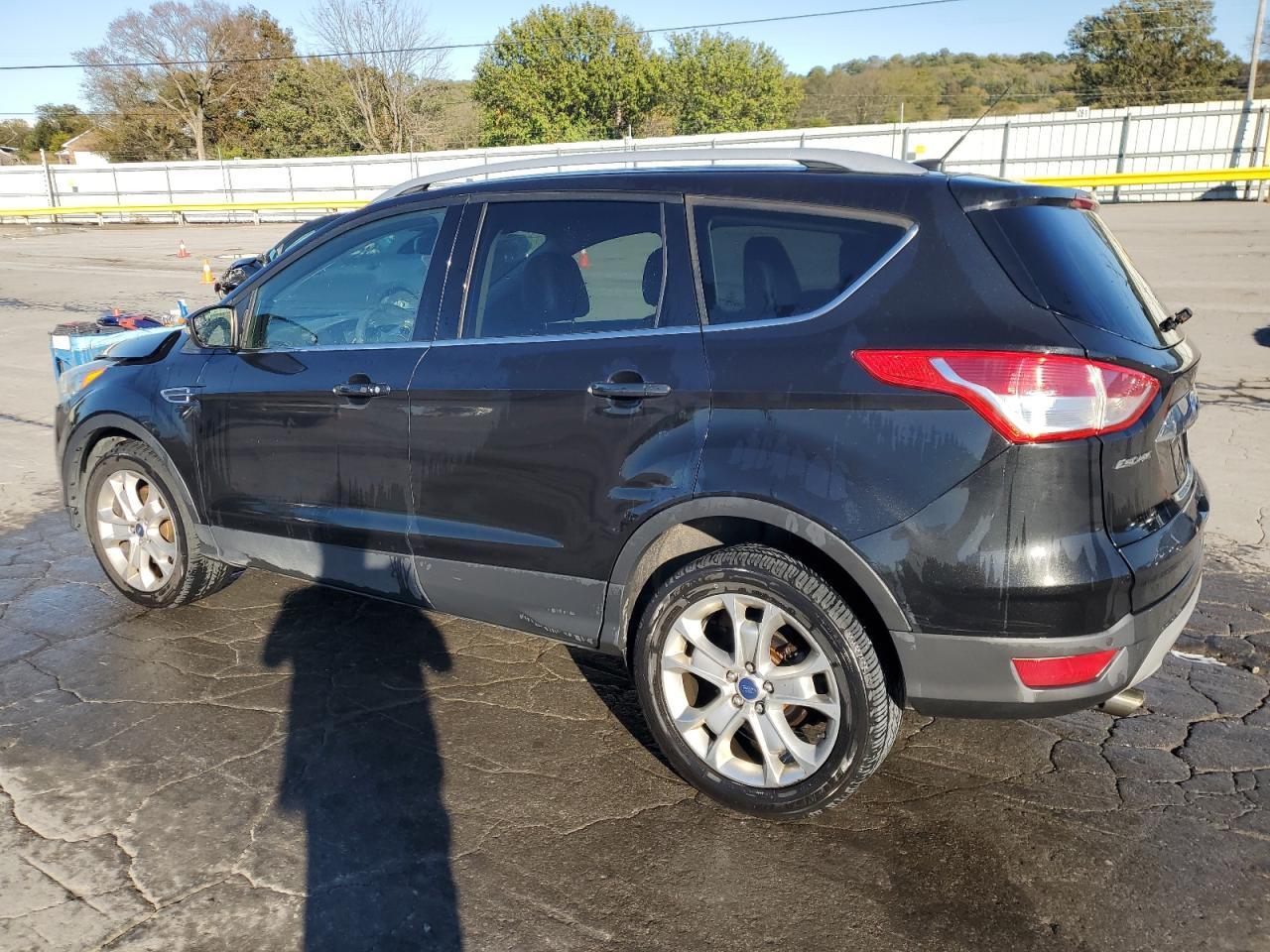2015 Ford Escape Titanium - Фото 2