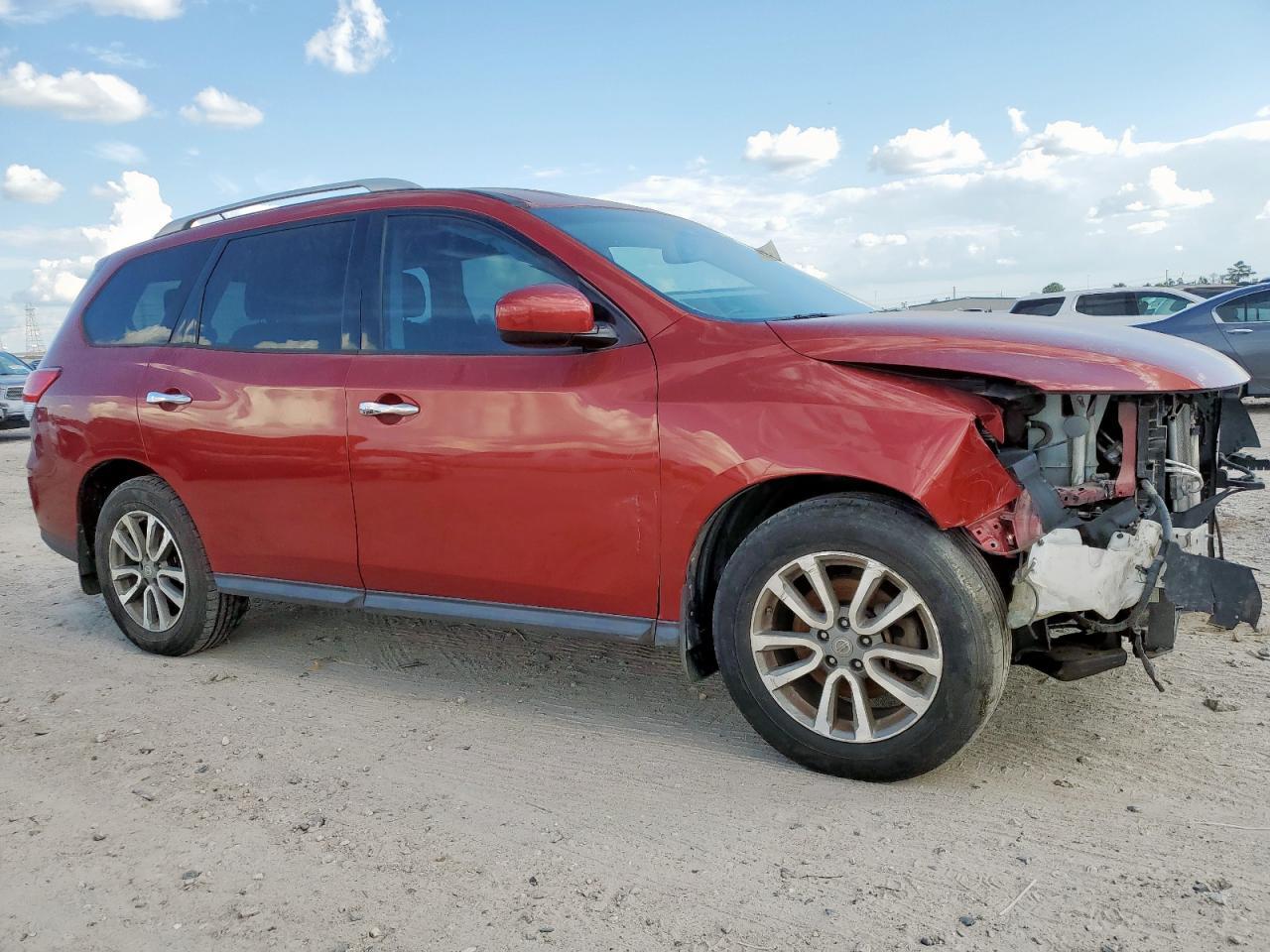2015 Nissan Pathfinder S - Фото 4