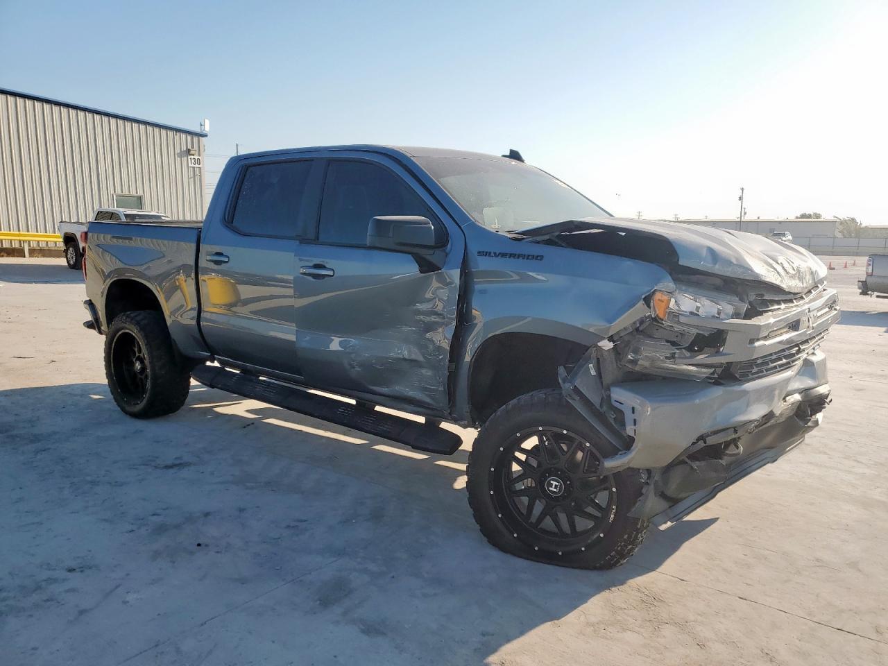 2021 Chevrolet Silverado K1500 Rst - Фото 4