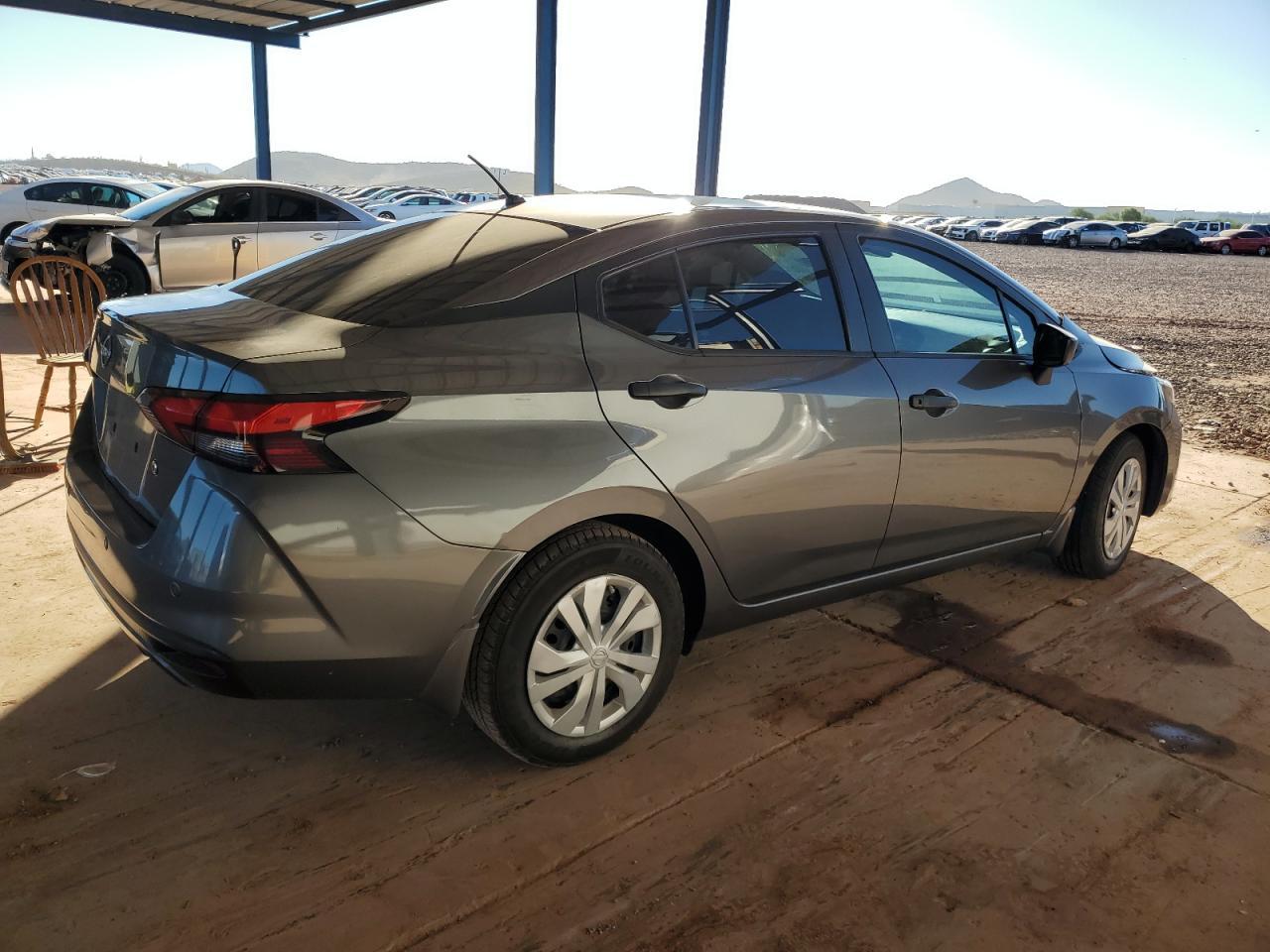 2024 Nissan Versa S - Фото 3