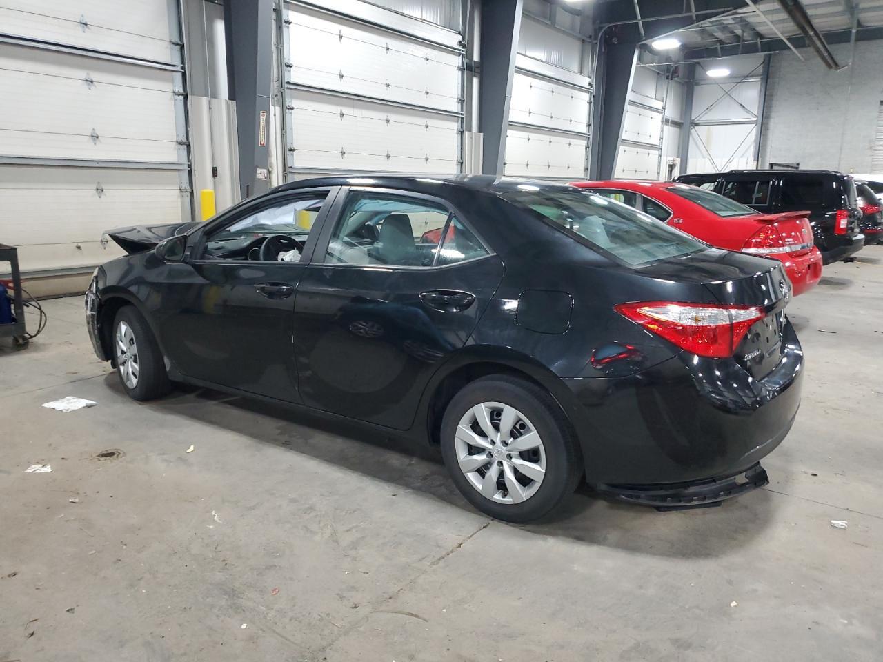 2015 Toyota Corolla L - Фото 2