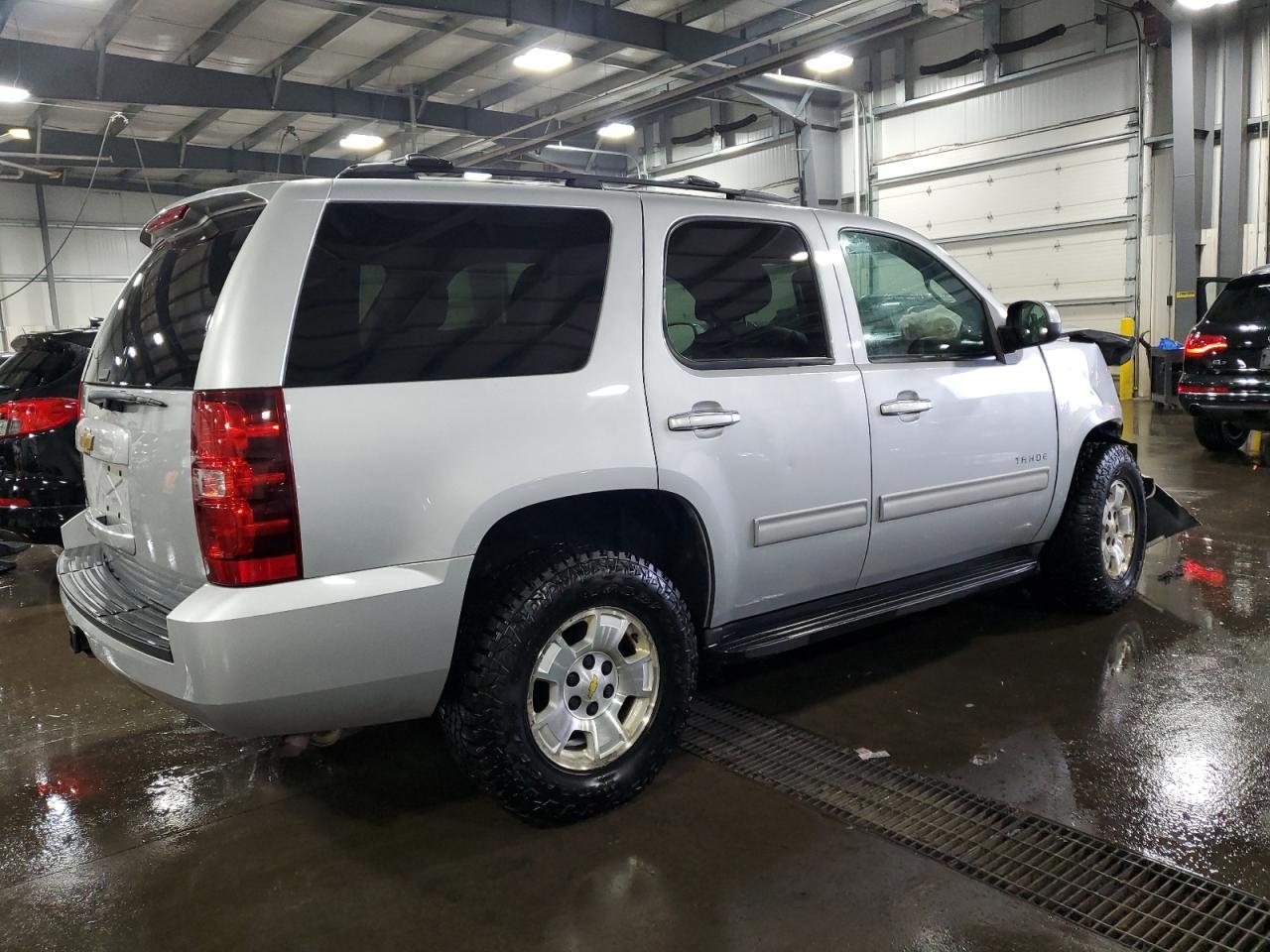 2013 Chevrolet Tahoe K1500 Ls - Image 3