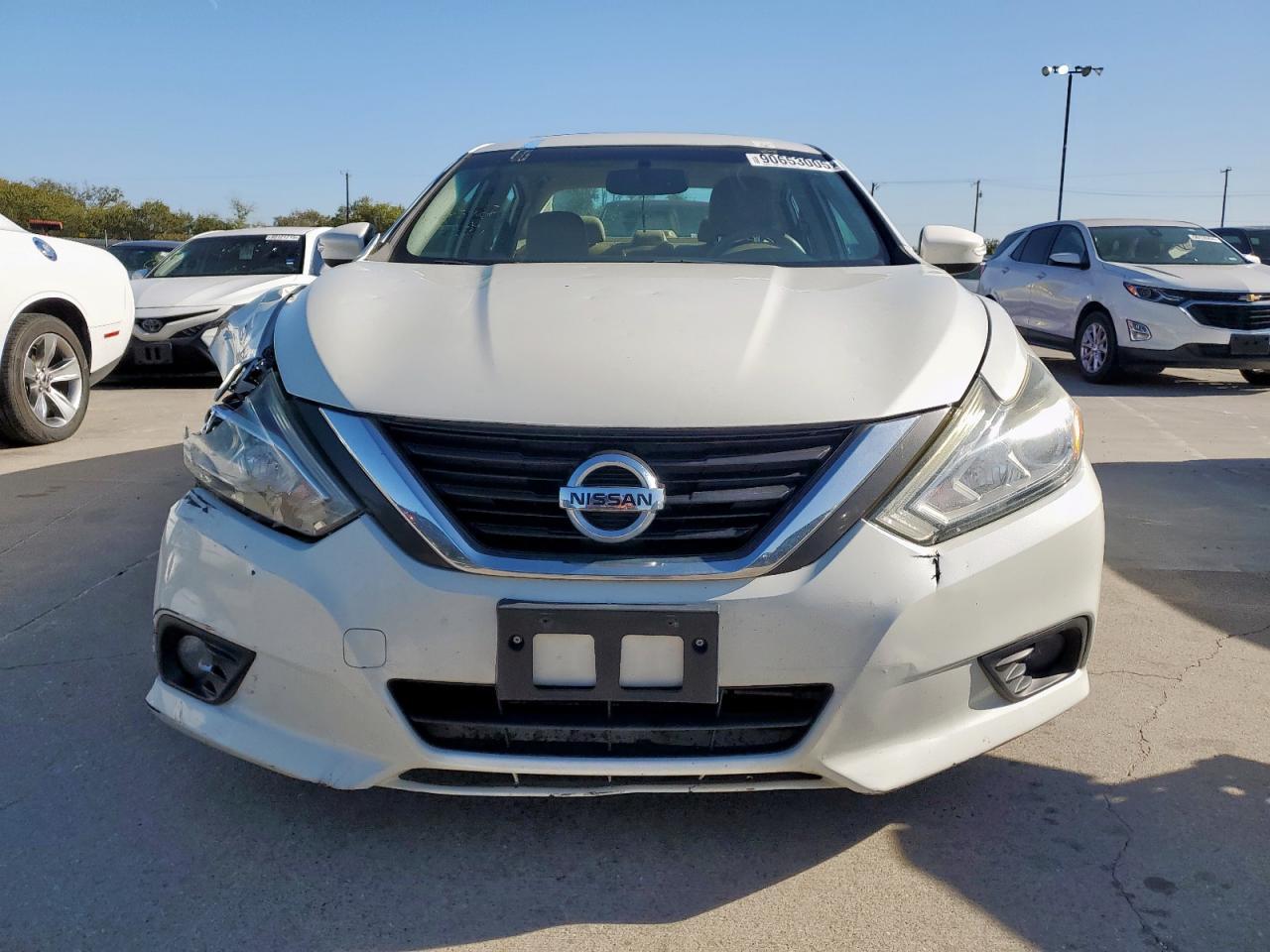 2016 Nissan Altima 2.5 - Image 5
