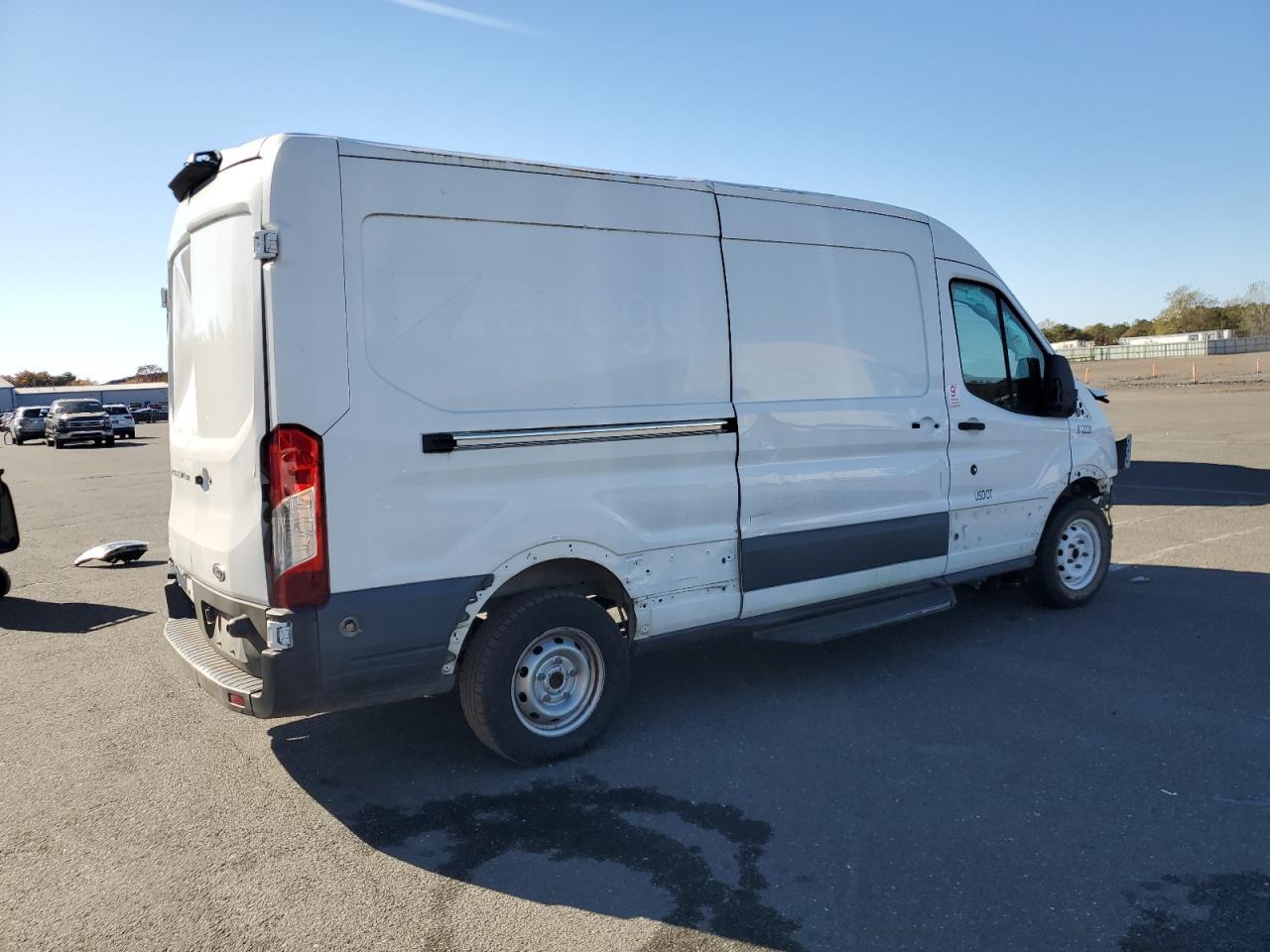 2018 Ford Transit 150 Utility / Service Van - Image 3