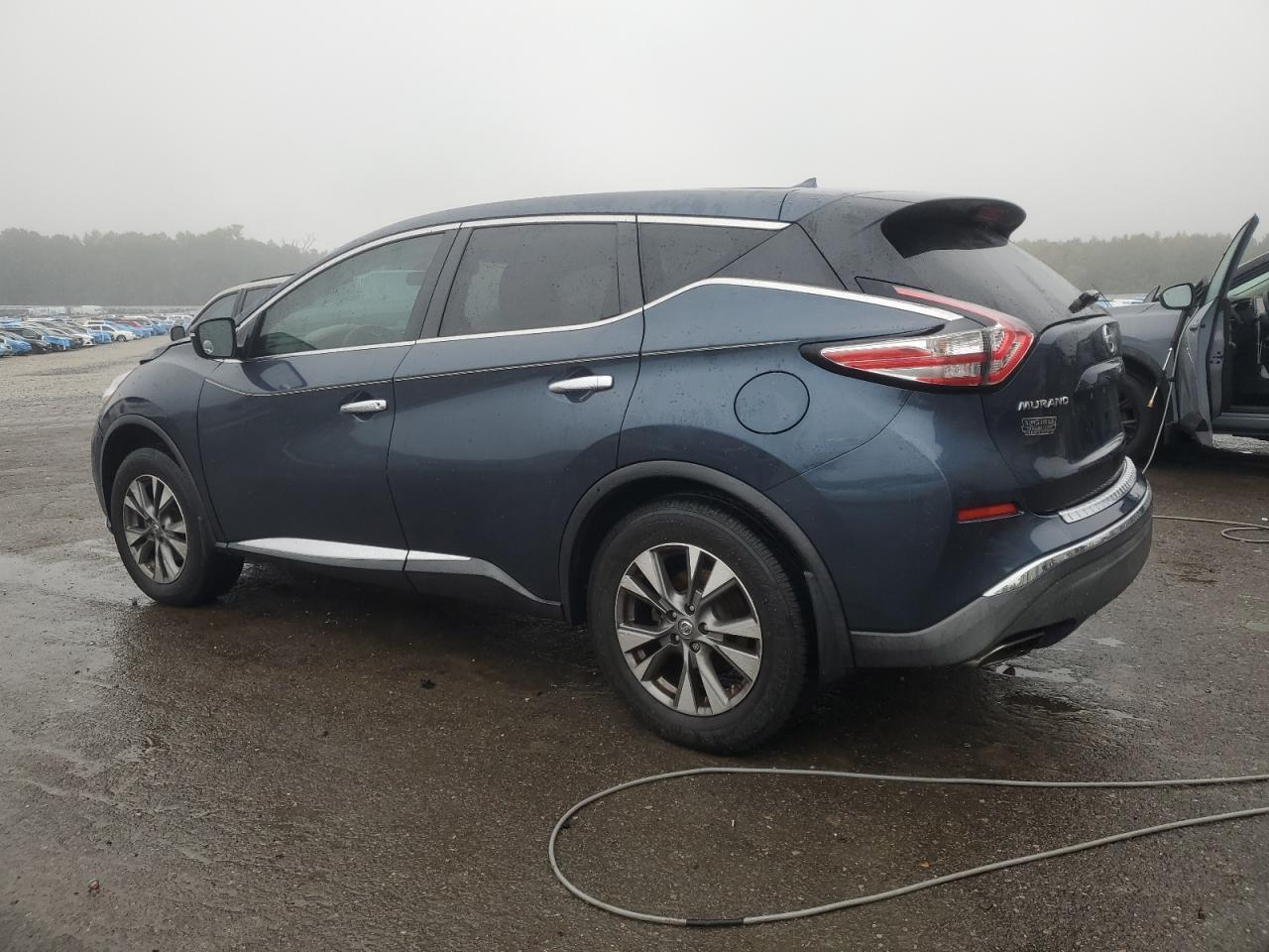 2015 Nissan Murano S - Image 2