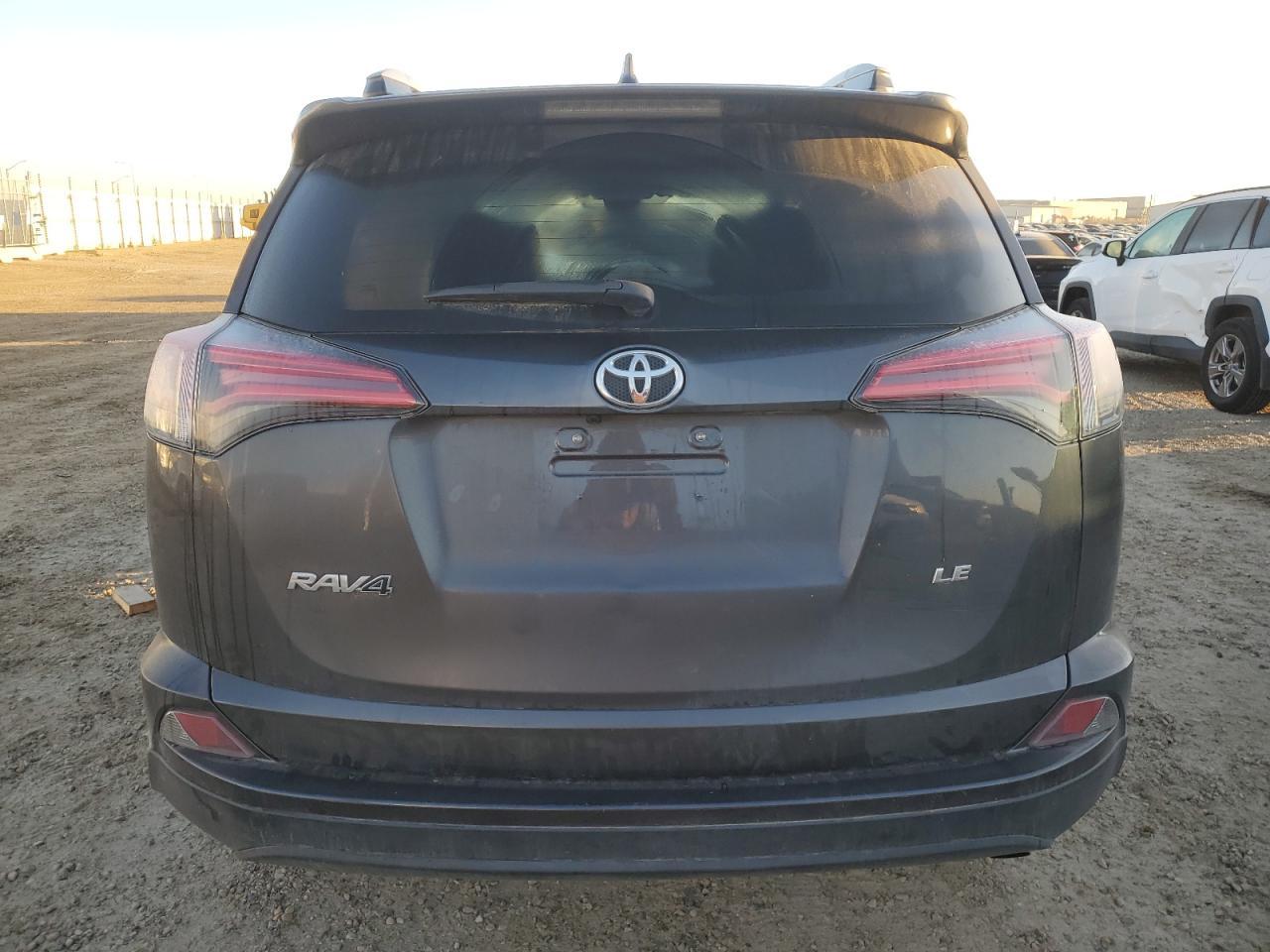 2018 Toyota Rav4 Le - Фото 6