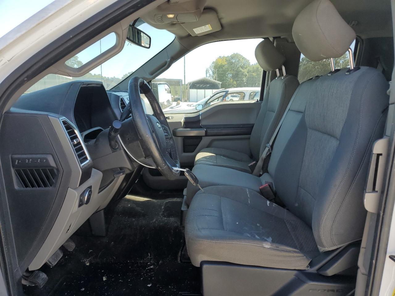 2015 Ford F150 Super Cab - Фото 7