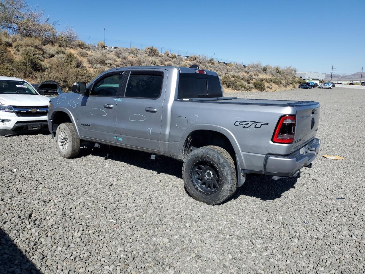 2022 Ram 1500 Laramie - Фото 2