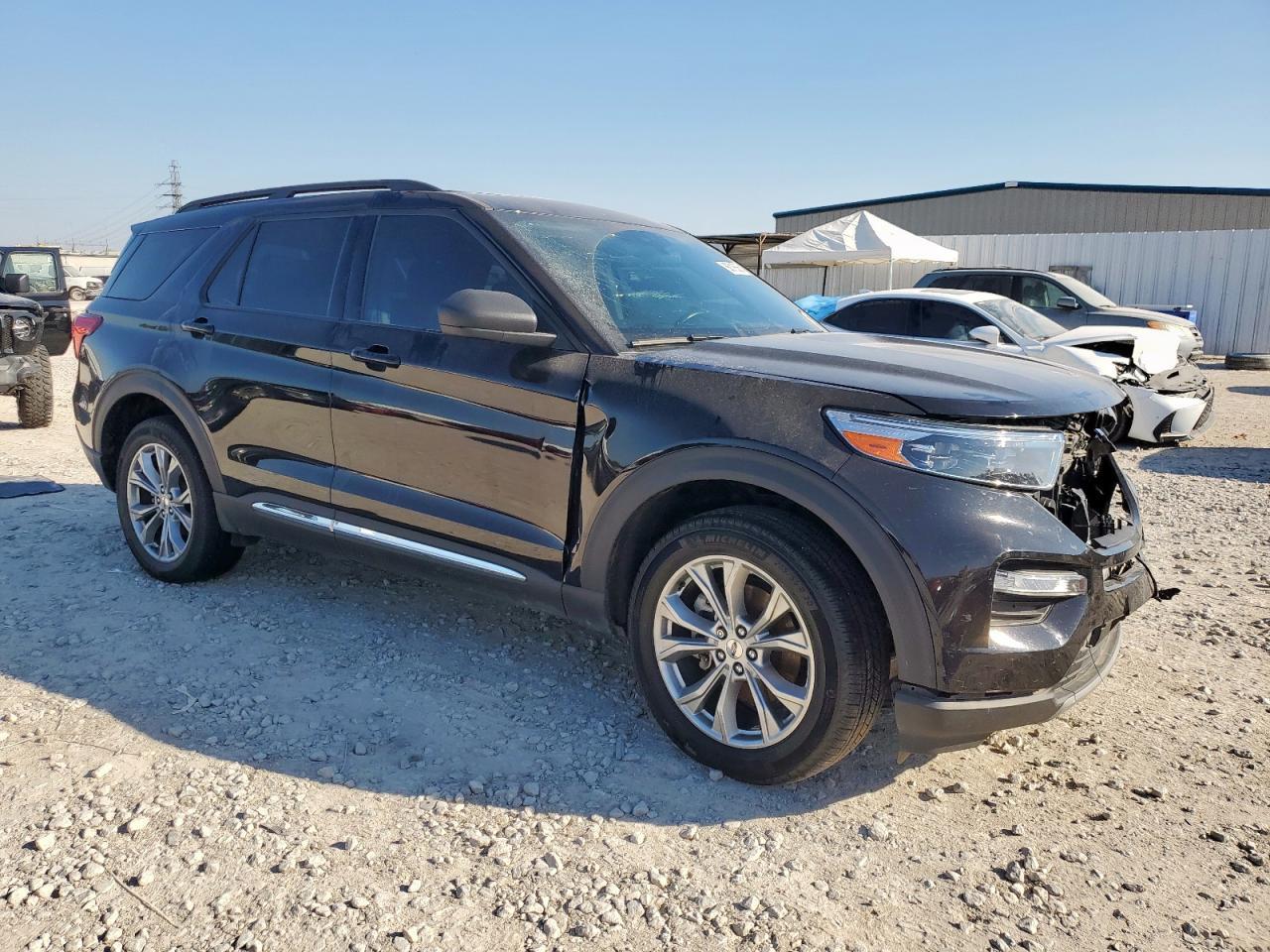 2023 Ford Explorer Xlt - Фото 4