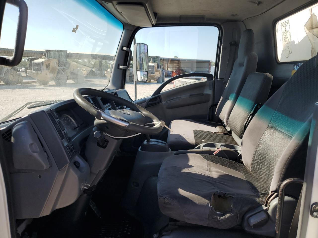 2012 Isuzu Npr Hd - Box Truck - Фото 7