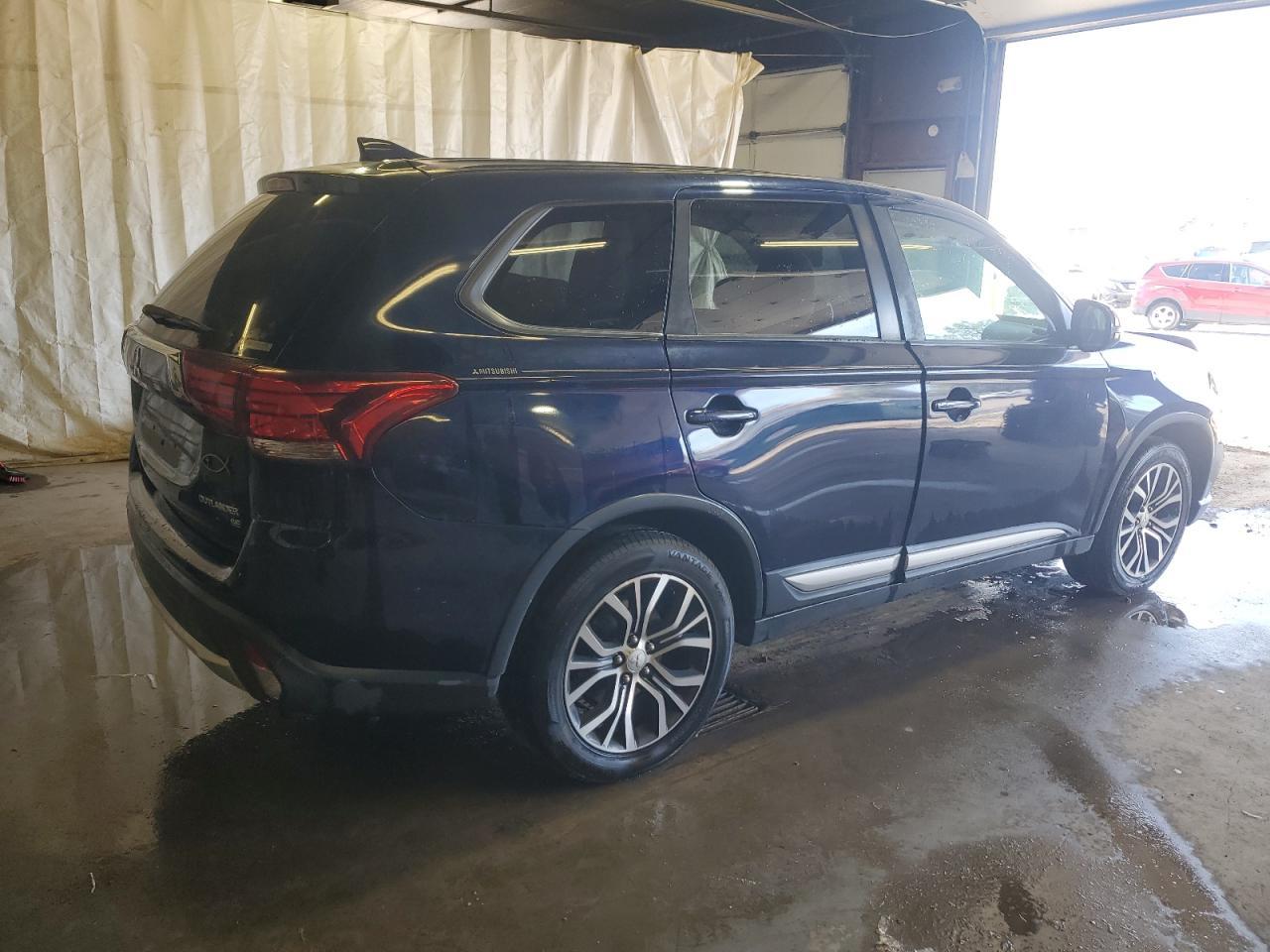 2018 Mitsubishi Outlander Se - Фото 3