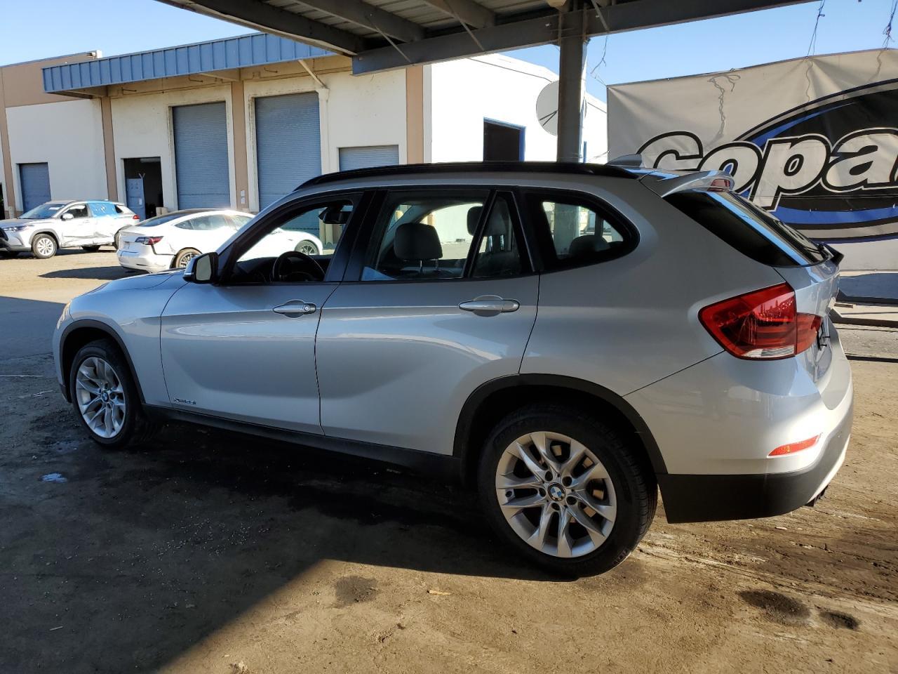 2015 BMW X1 xDrive28I - Фото 2