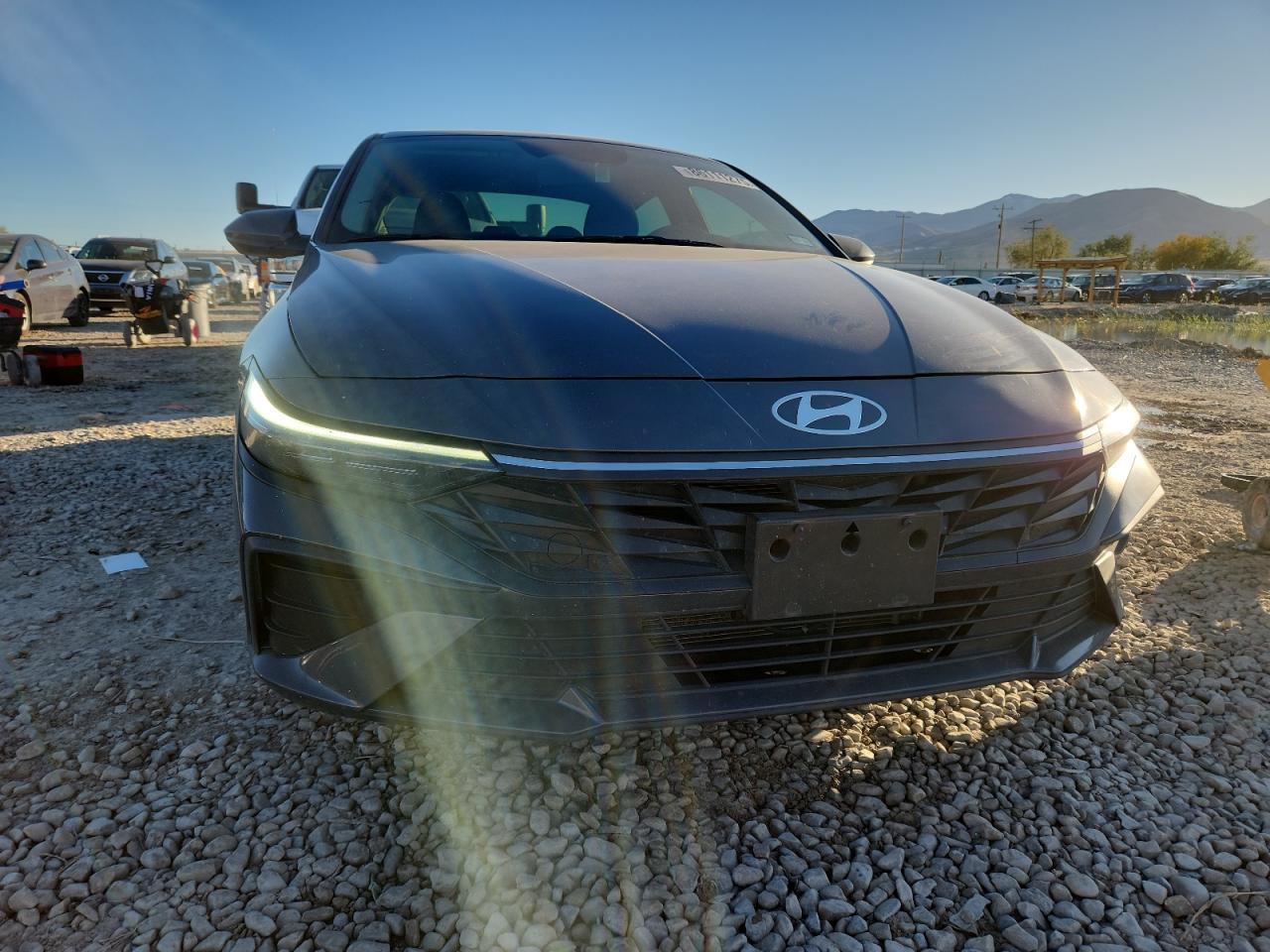 2024 Hyundai Elantra Blue - Image 5