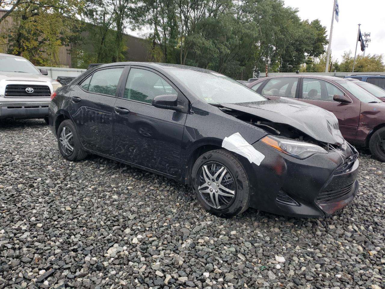 2018 Toyota Corolla L - Image 4