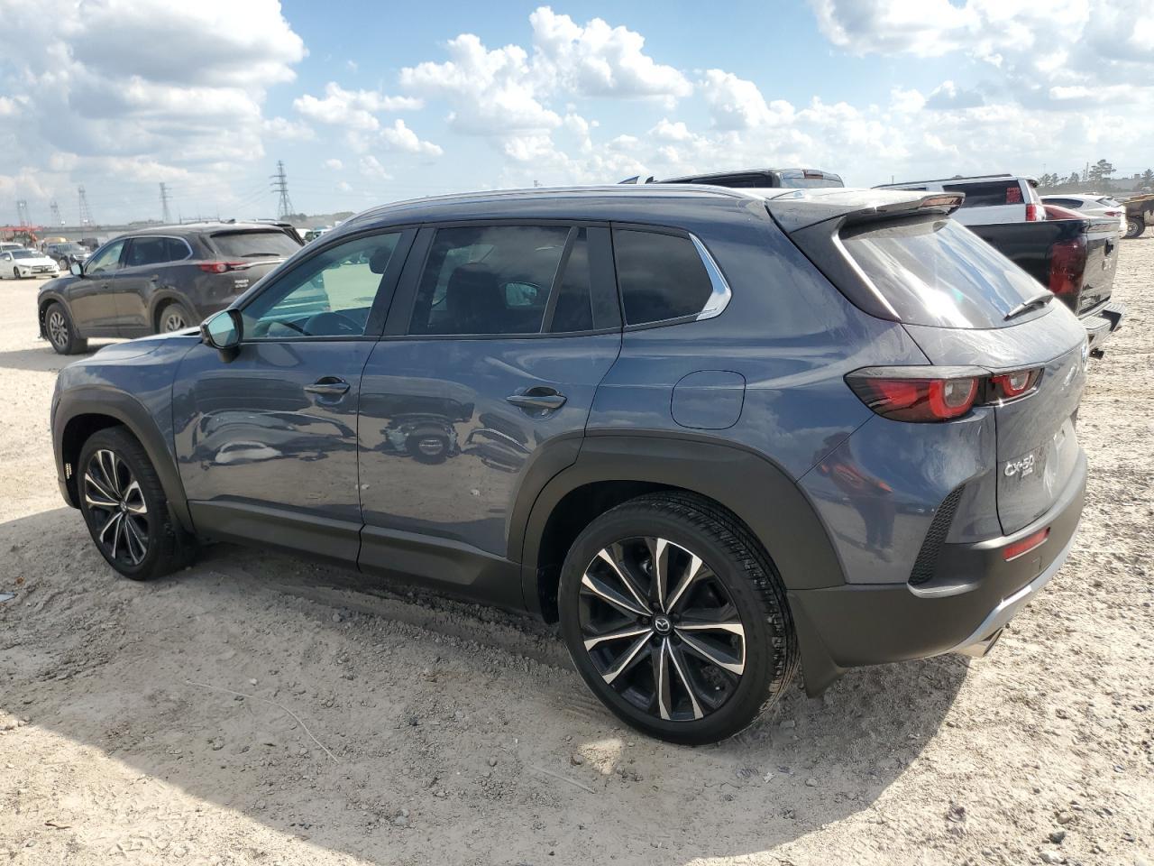 2024 Mazda Cx-50 Base - Image 2