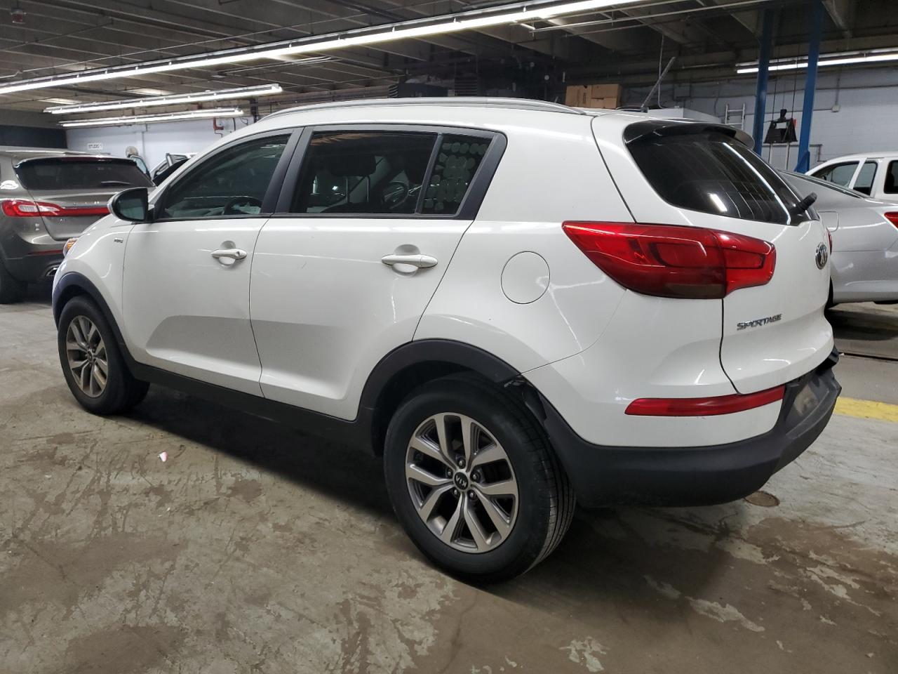 2016 Kia Sportage Lx - Image 2