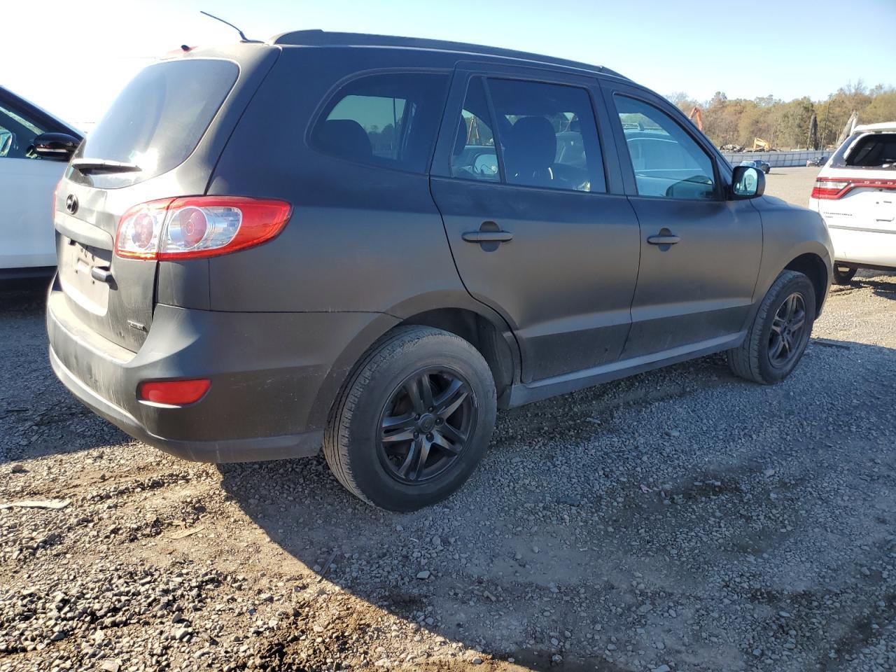 2011 Hyundai Santa Fe Gls - Image 3