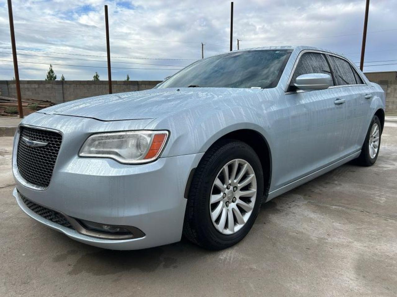 2013 Chrysler 300 - Фото 2