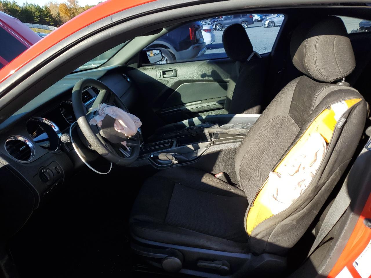 2012 Ford Mustang - Image 7