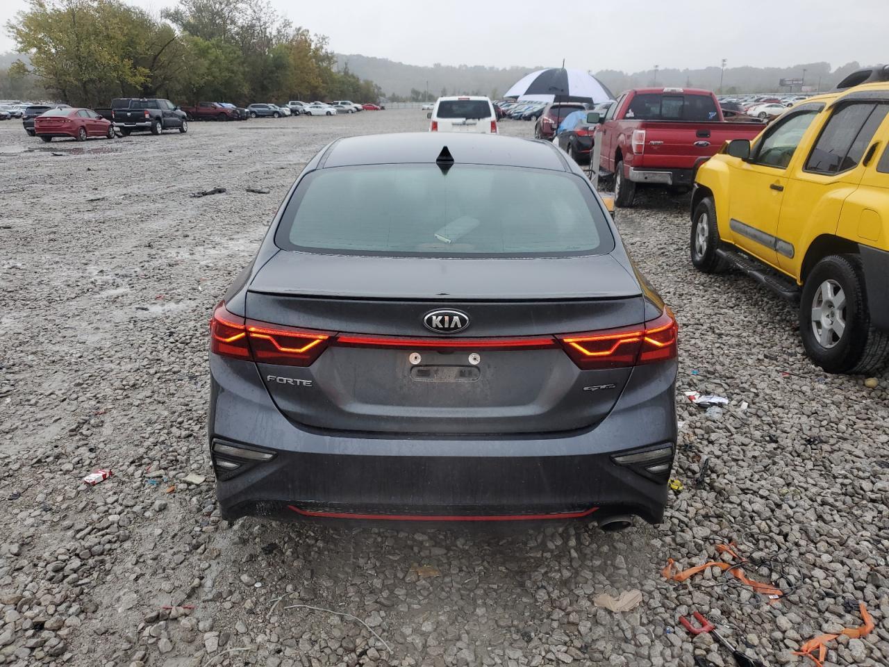 2021 Kia Forte Gt Line - Фото 6