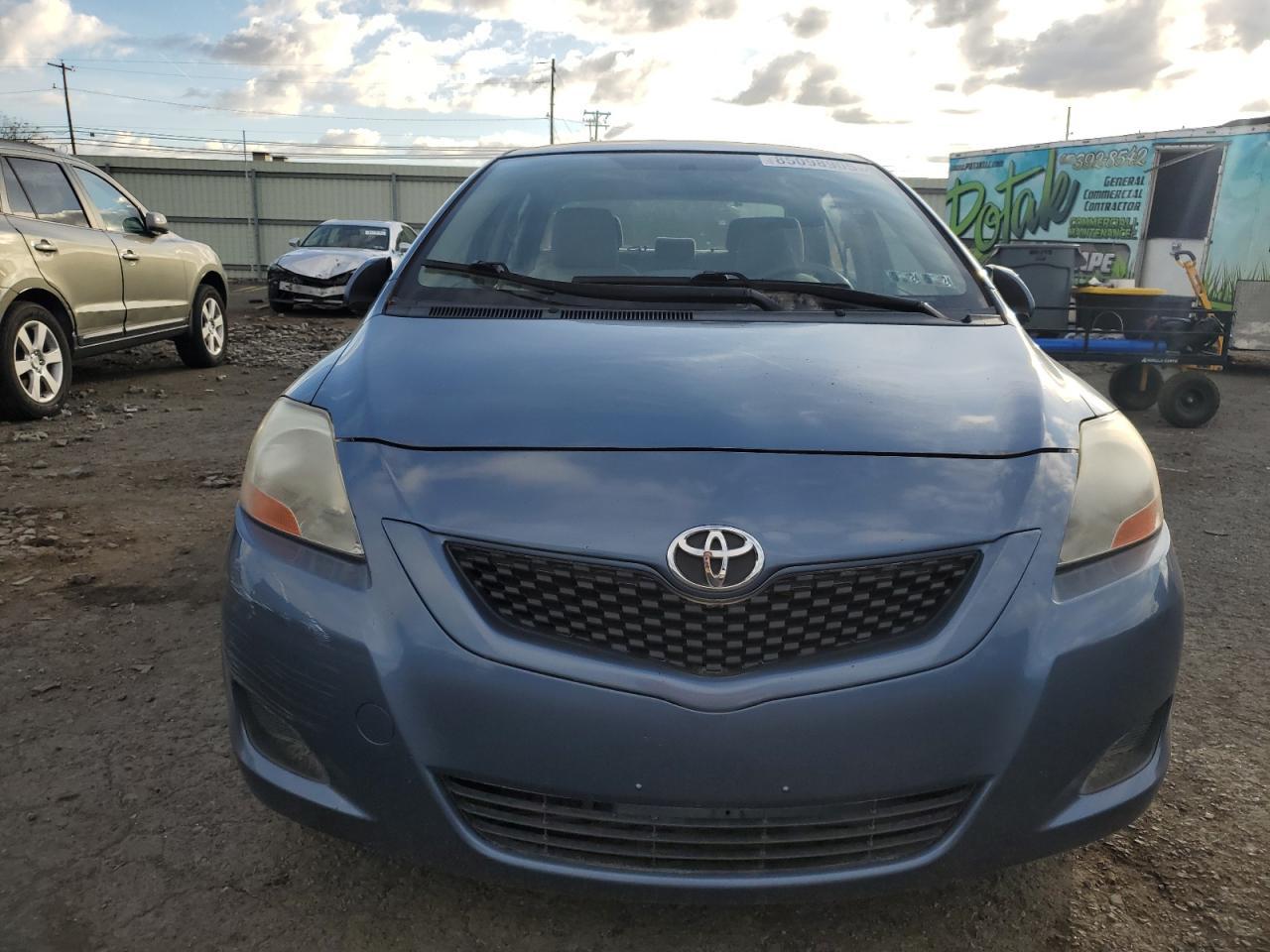 2011 Toyota Yaris - Фото 5