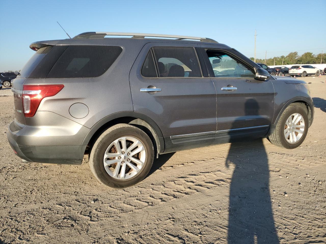 2014 Ford Explorer Xlt - Фото 3