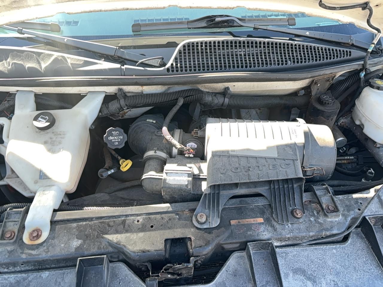 2013 GMC Savana G1500 - Image 7