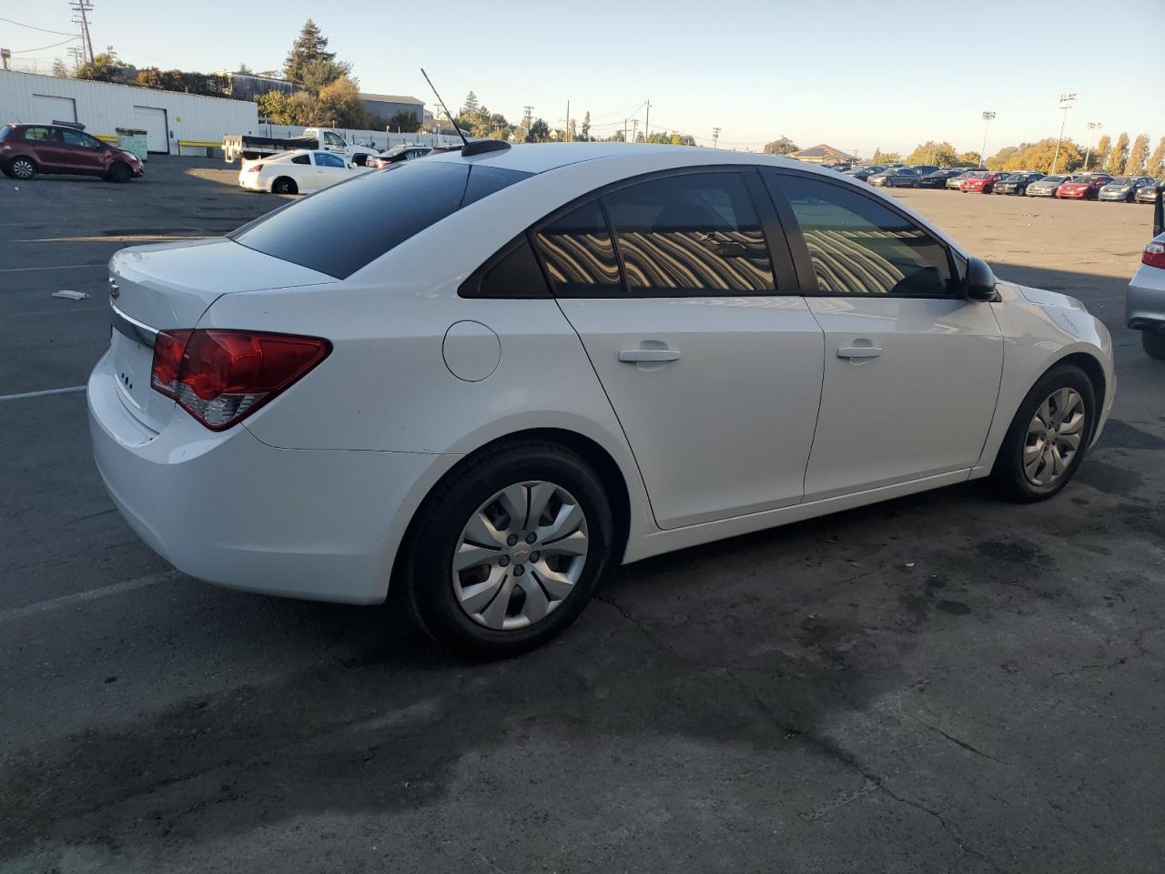 2015 Chevrolet Cruze Ls - Фото 3