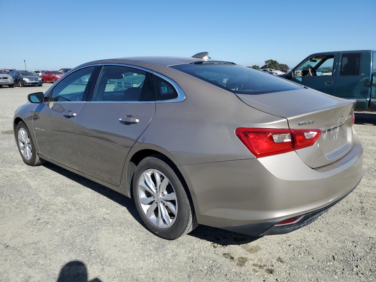 2023 Chevrolet Malibu Lt - Image 2