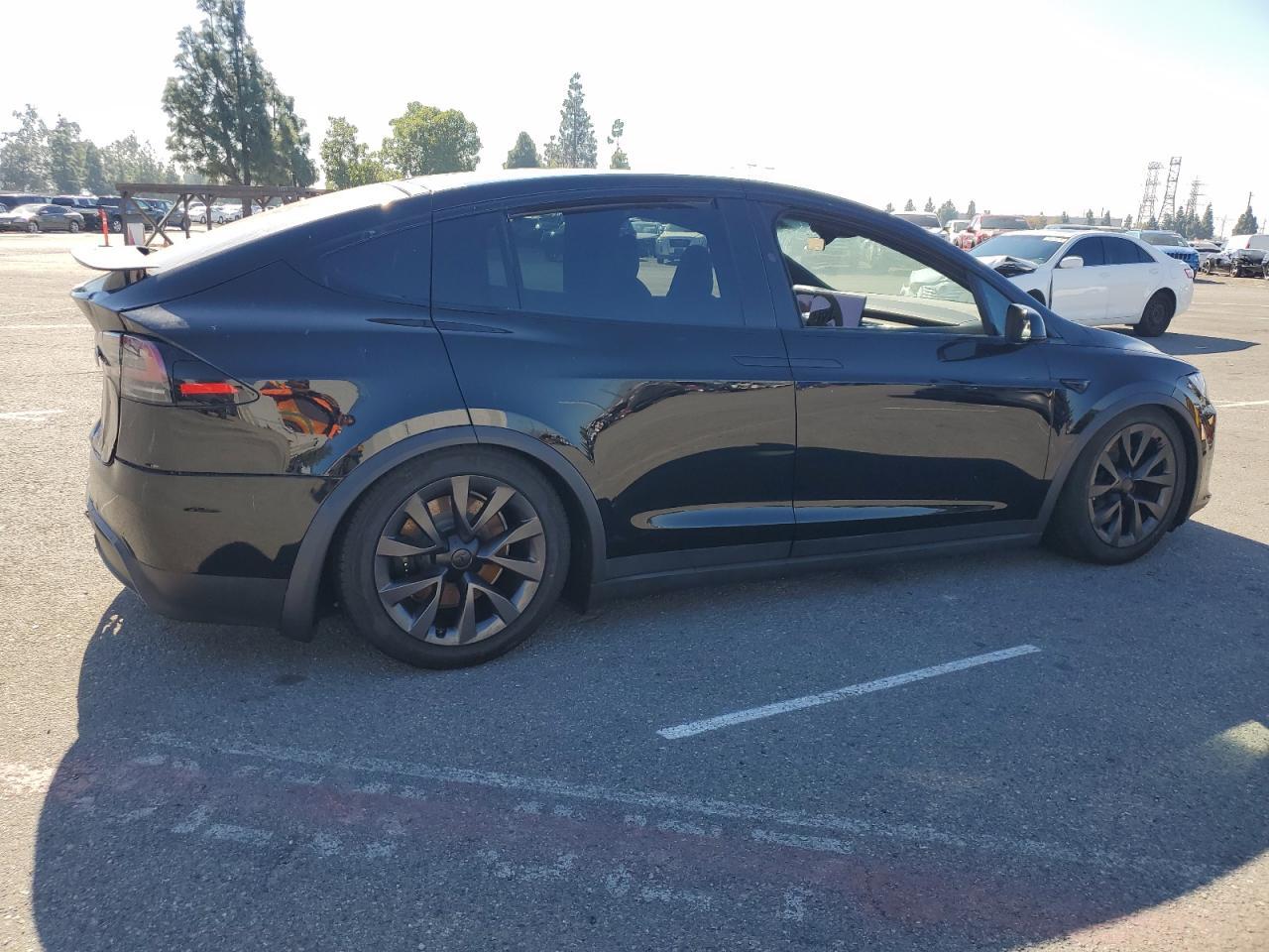 2024 Tesla Model X - Фото 3