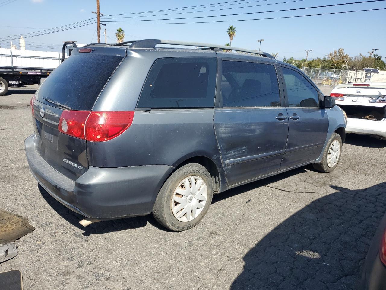 2006 Toyota Sienna Ce - Фото 3