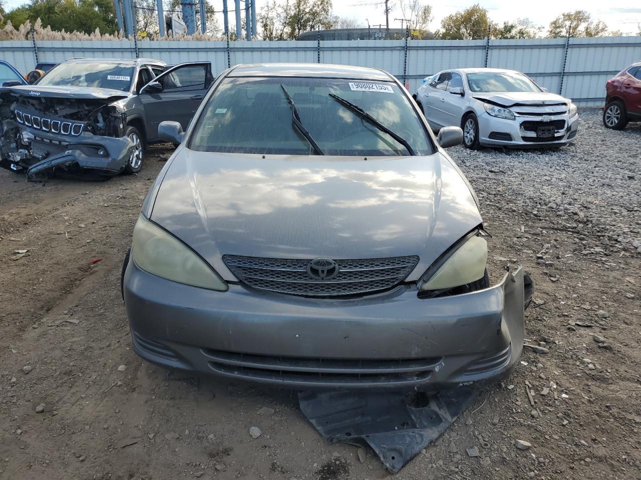 2004 Toyota Camry Le - Фото 5