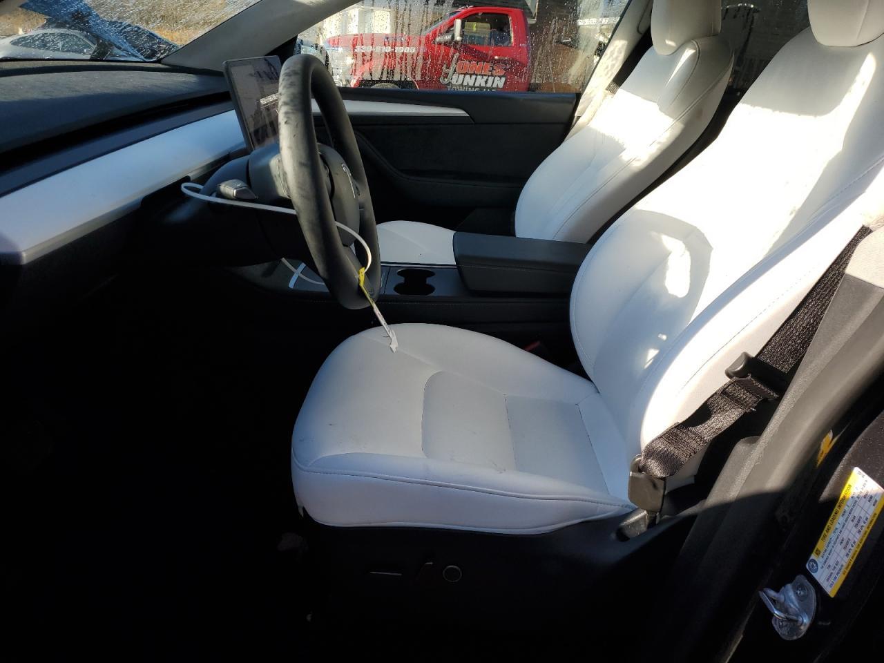 2024 Tesla Model Y - Фото 7