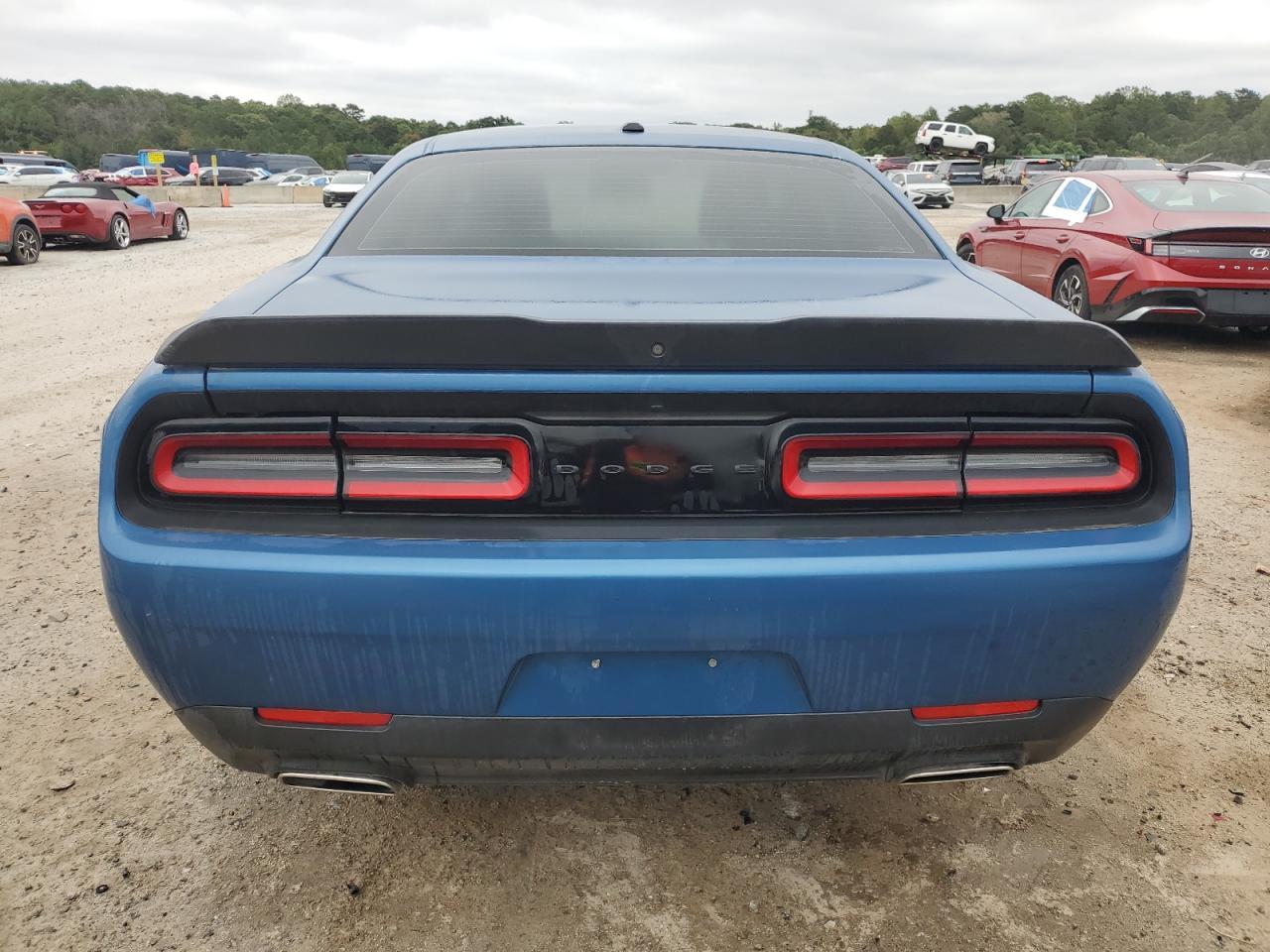 2022 Dodge Challenger Sxt - Фото 6