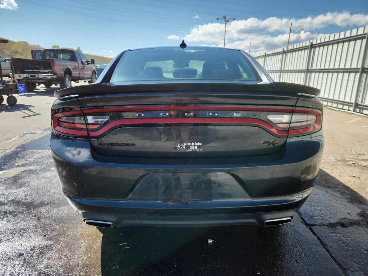 2017 Dodge Charger R - Image 6