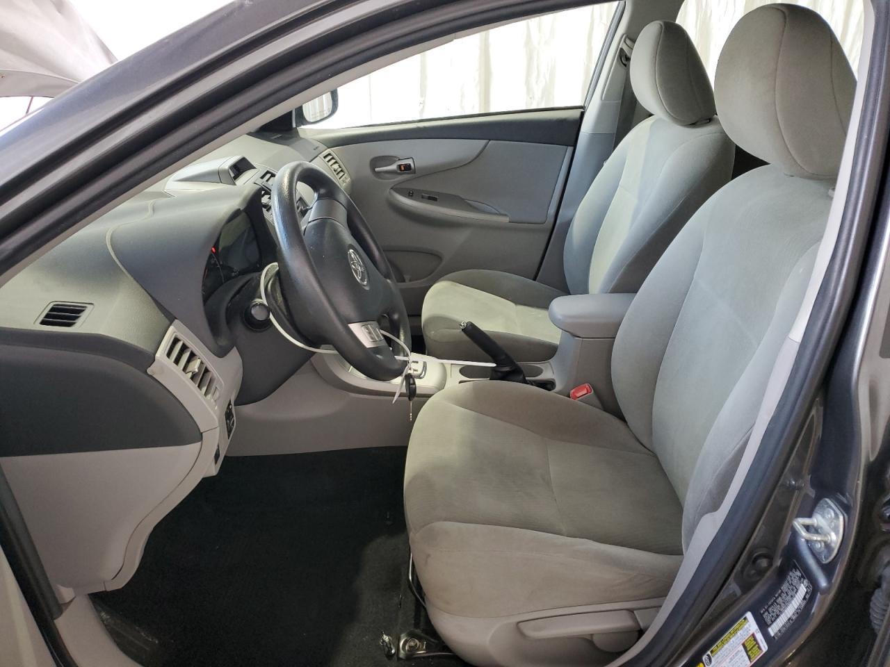 2013 Toyota Corolla Base - Фото 7